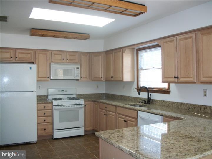 12 Manchester Road Eastampton, NJ 08060 - Photo 5 of 23 Kitchen