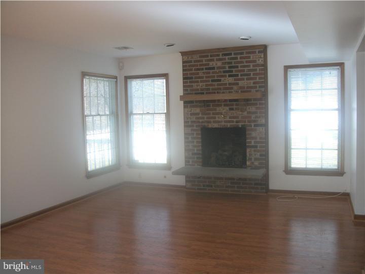 12 Manchester Road Eastampton, NJ 08060 - Photo 7 of 23 Family Room