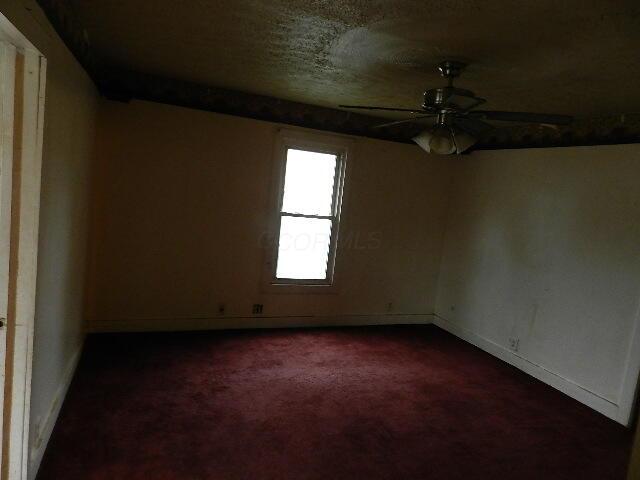 157 Columbus Road Mount Vernon, OH 43050 - Photo 14 of 20 Living room