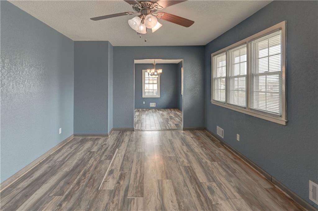 4116 South Delaware Avenue Independence, MO 64055 - Photo 13 of 40