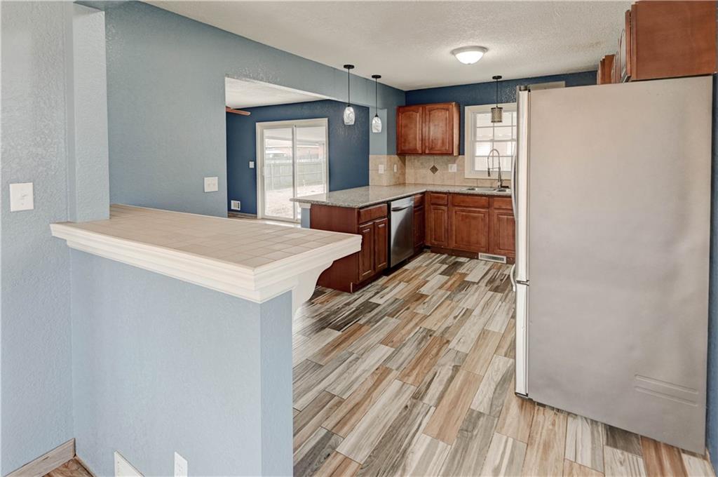 4116 South Delaware Avenue Independence, MO 64055 - Photo 9 of 40