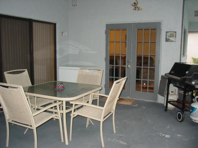 21338 Summertrace Circle Boca Raton, FL 33428 - Photo 21 of 22 a dining room with furniture and window