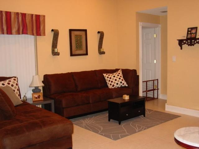 21338 Summertrace Circle Boca Raton, FL 33428 - Photo 8 of 22 a living room with furniture