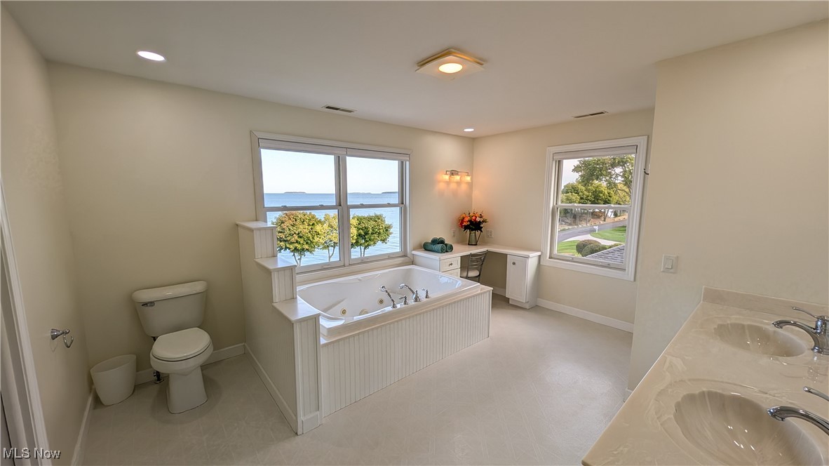 4376 East Cliff Road Port Clinton, OH 43452 - Photo 21 of 39 Gallery Image 21