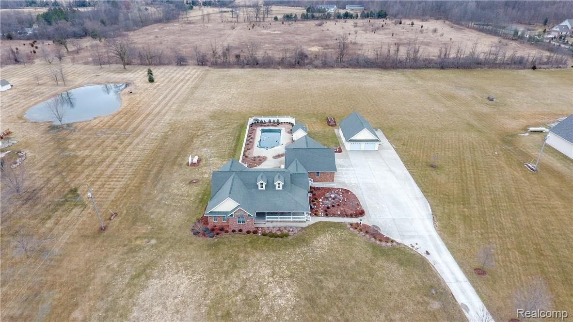 4352 North Oak Road Davison, MI 48423 - Photo 47 of 70 Drone-10.jpg