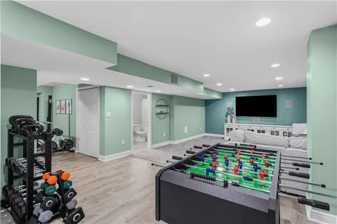 $779,000 | 237 Morning Grove Lane, Valencia, PA 16059