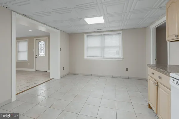 $450,000 | 765 Willow Drive, Gibbstown, NJ 08027