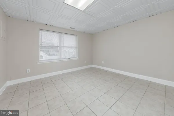 $450,000 | 765 Willow Drive, Gibbstown, NJ 08027