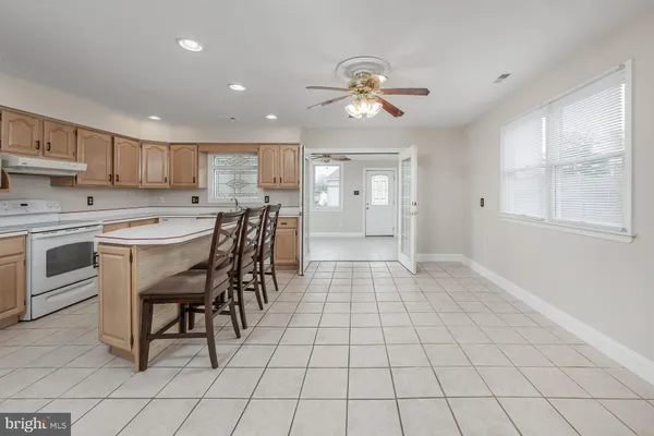 $450,000 | 765 Willow Drive, Gibbstown, NJ 08027