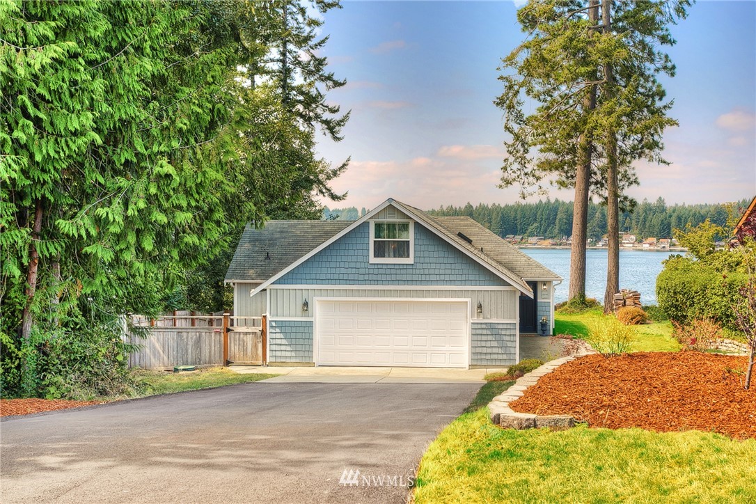 7717 Cooper Point Road Northwest Olympia, WA 98502 - Photo 1 of 25 Gallery Image 1