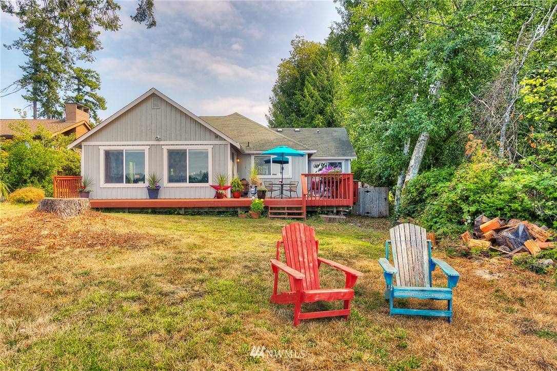 7717 Cooper Point Road Northwest Olympia, WA 98502 - Photo 17 of 25 Gallery Image 17