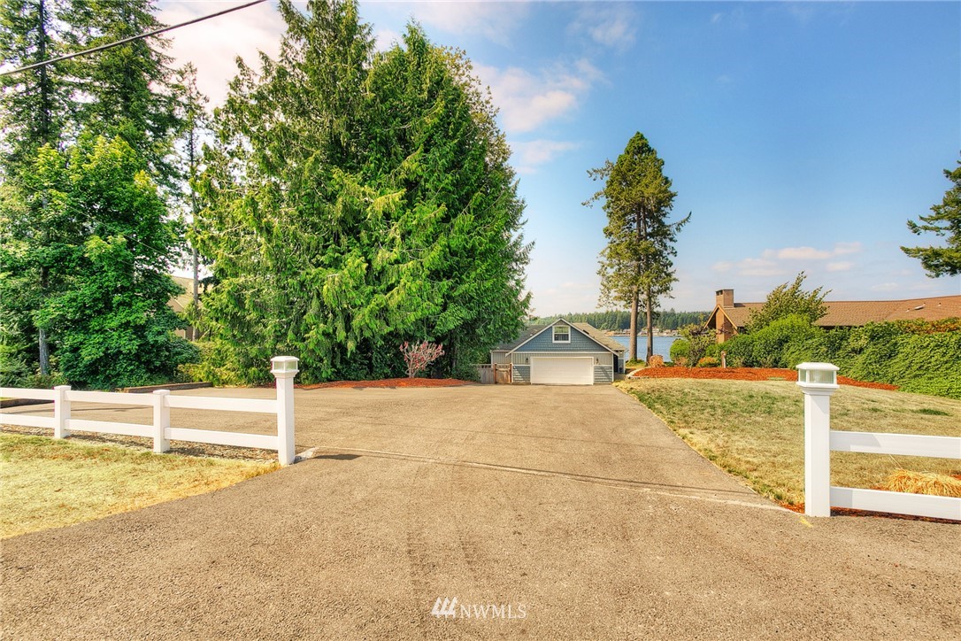7717 Cooper Point Road Northwest Olympia, WA 98502 - Photo 22 of 25 Gallery Image 22