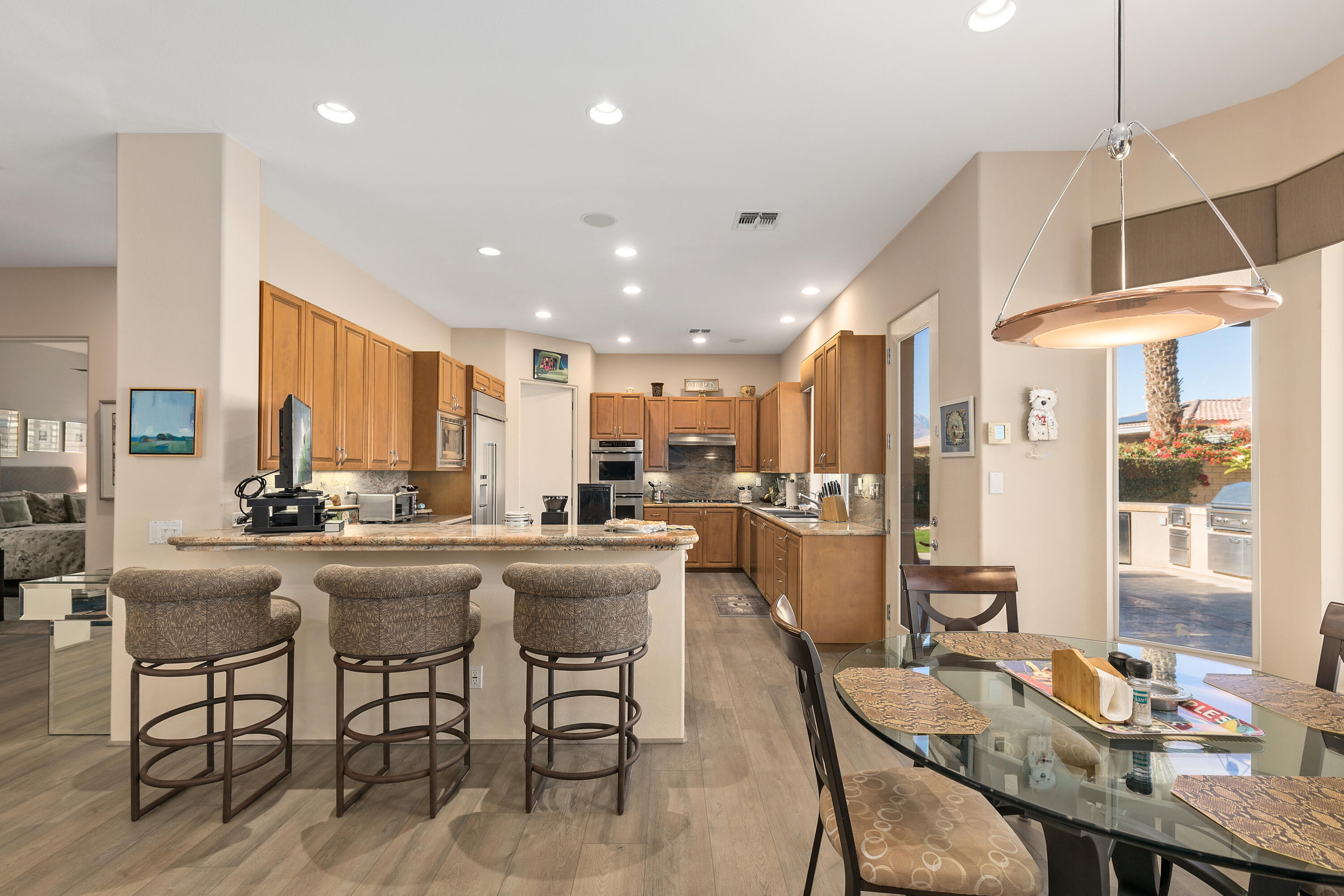 12 Collegiate Circle Rancho Mirage, CA 92270 - Photo 11 of 46 19_10967327_156310_156310-EI-119