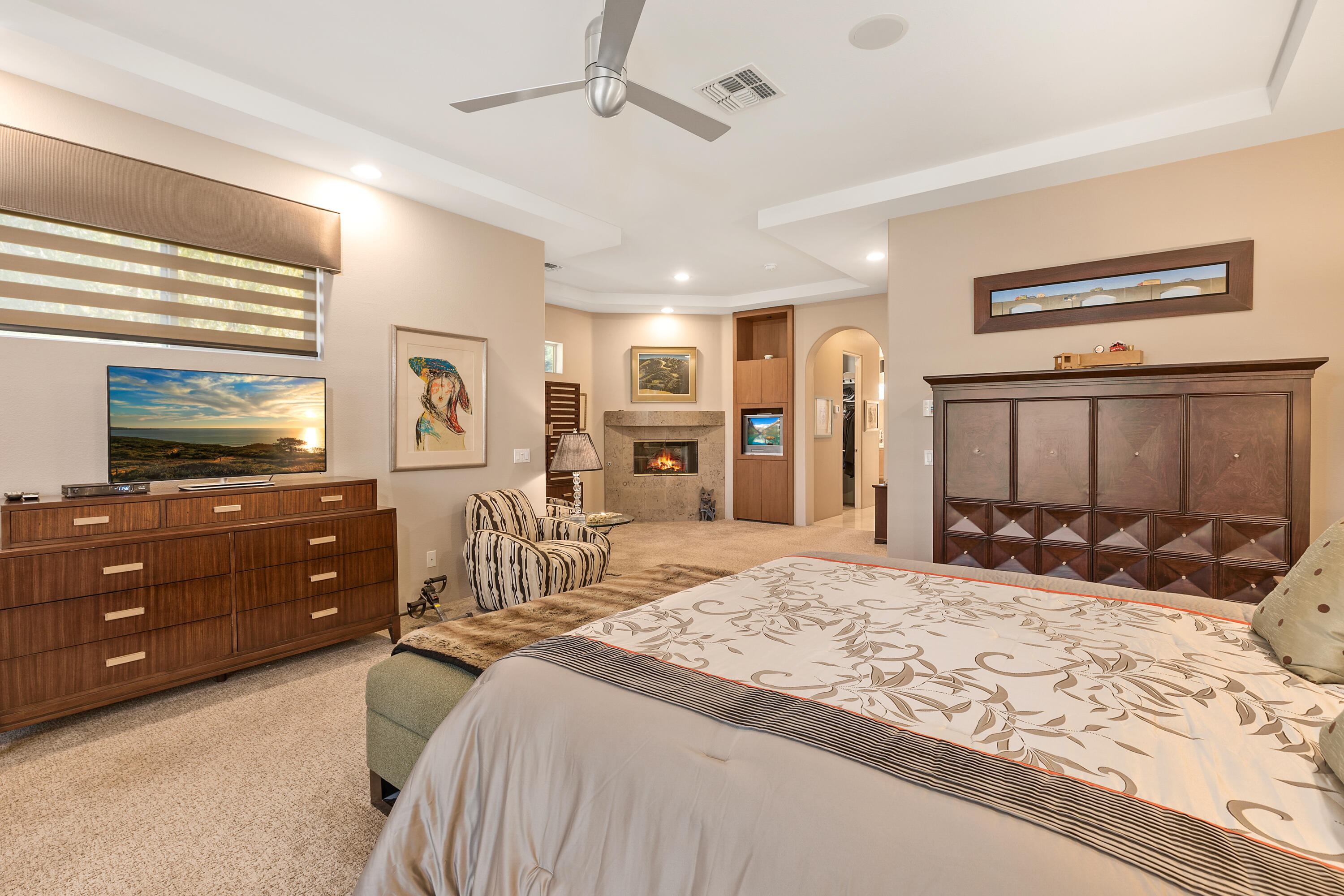 12 Collegiate Circle Rancho Mirage, CA 92270 - Photo 18 of 46 26_10967338_156310_156310-EI-126
