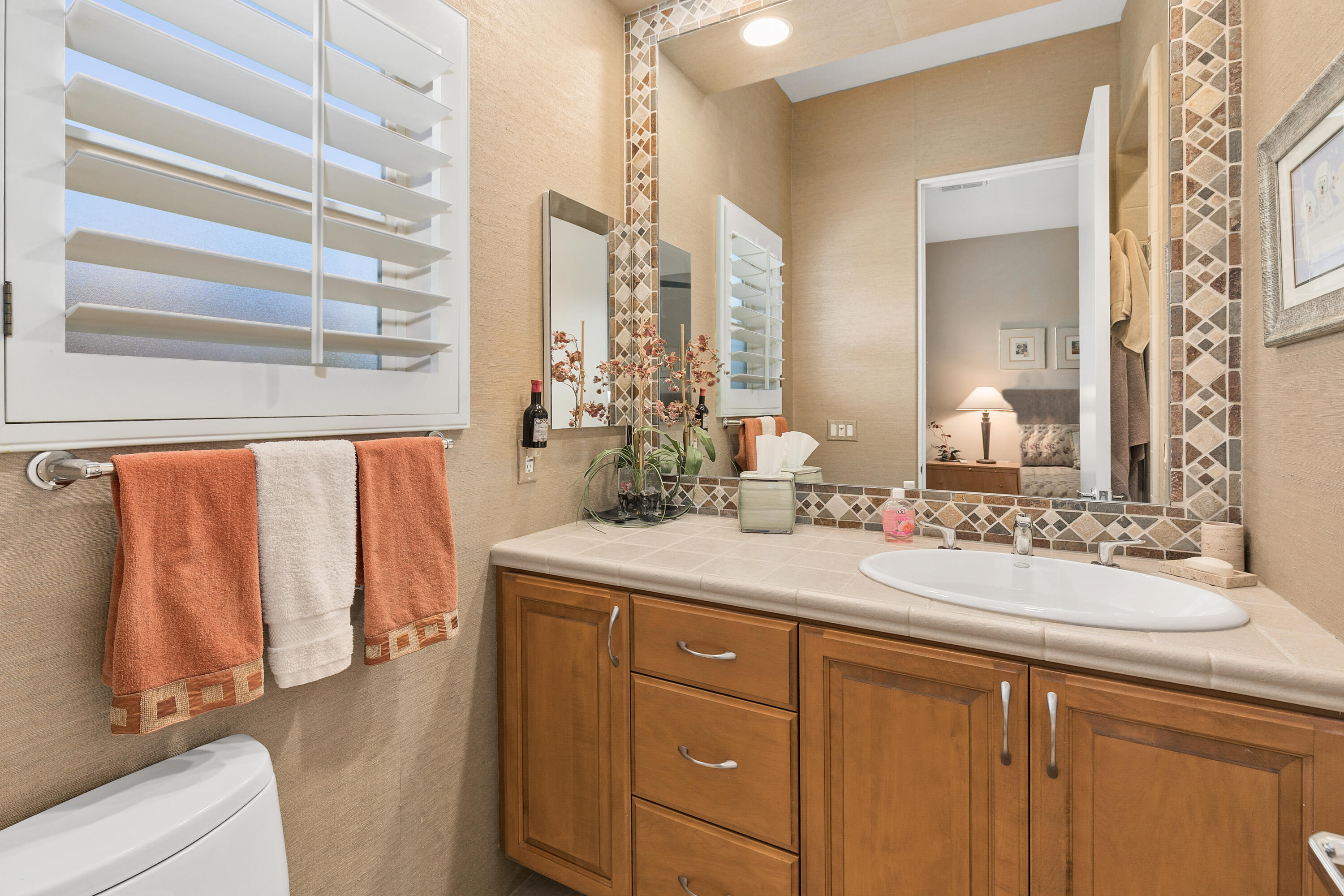 12 Collegiate Circle Rancho Mirage, CA 92270 - Photo 23 of 46 32_10967342_156310_156310-EI-132