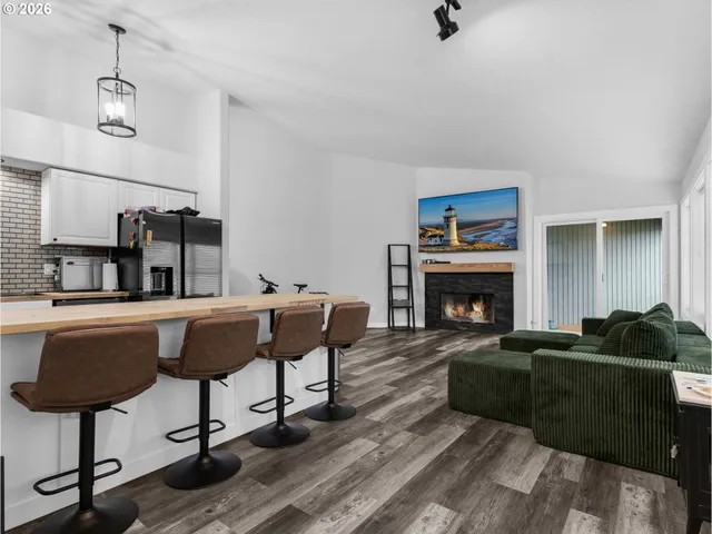 $518,990 | 2017 Gearhart Green Drive, Unit 802, Gearhart, OR 97138