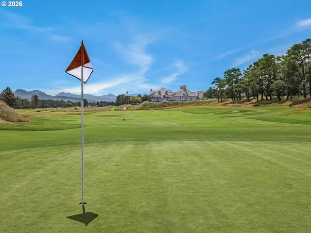 $518,990 | 2017 Gearhart Green Drive, Unit 802, Gearhart, OR 97138