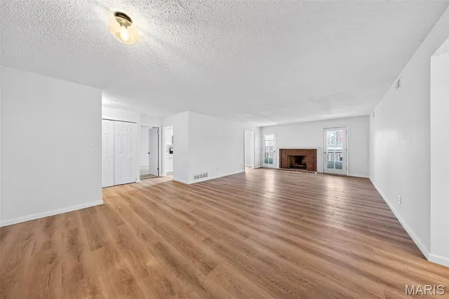 $124,999 | 10358 Chimney Rock Drive, Unit 20, St. Louis, MO 63146