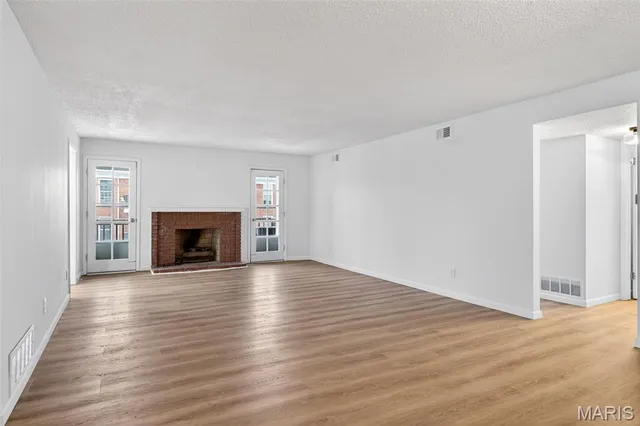 $124,999 | 10358 Chimney Rock Drive, Unit 20, St. Louis, MO 63146