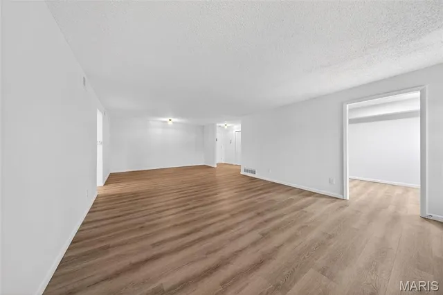 $124,999 | 10358 Chimney Rock Drive, Unit 20, St. Louis, MO 63146