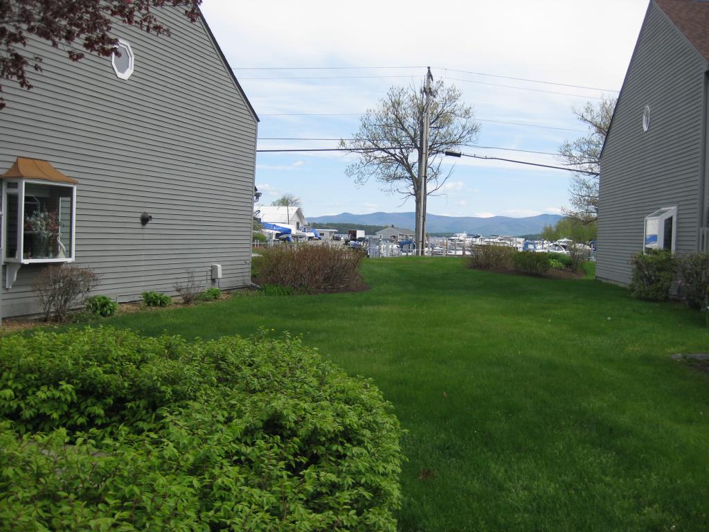 60 Weirs Road, Unit F2 Gilford, NH 03249 - Photo 12 of 17