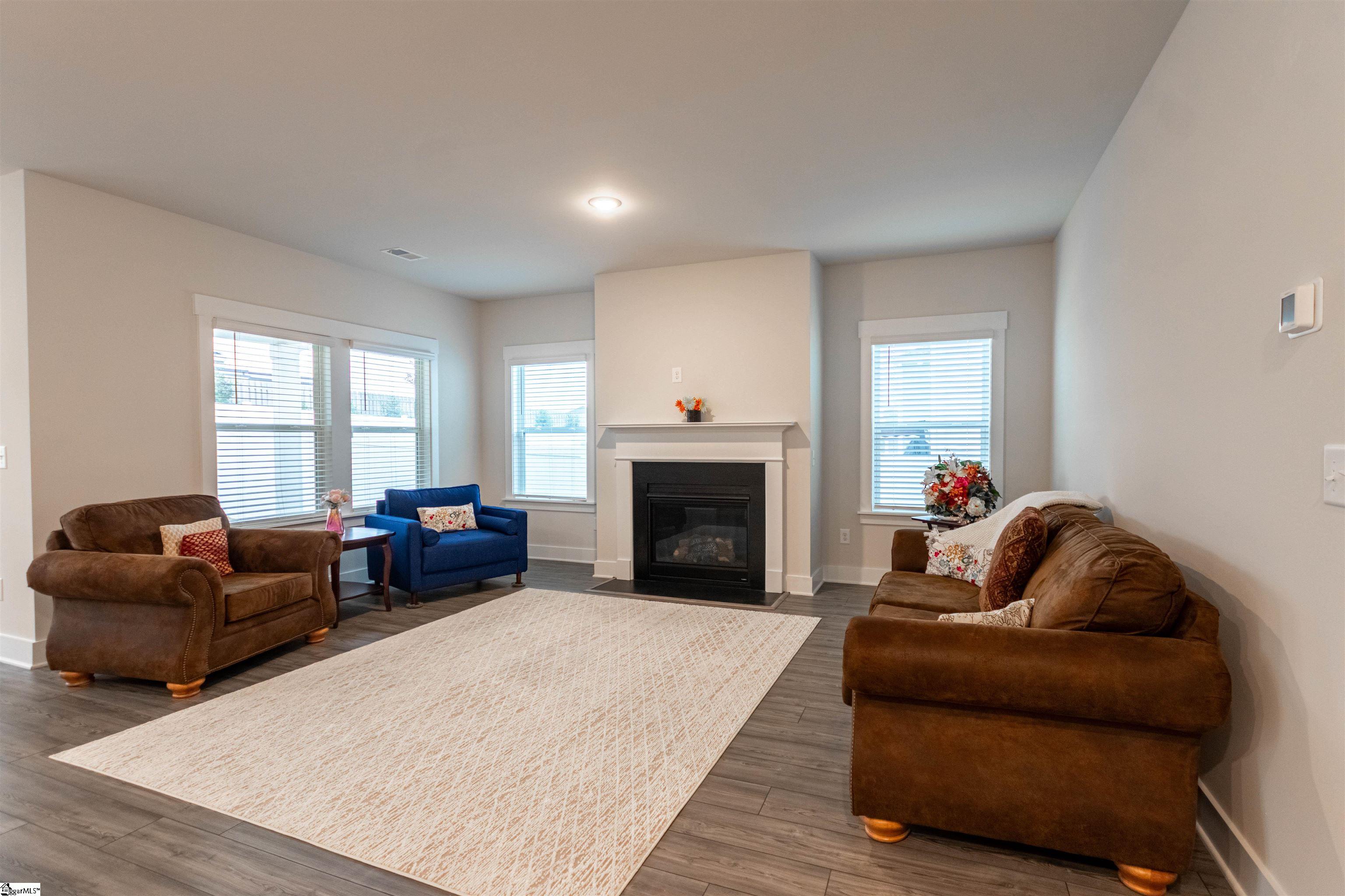 109 Allenby Lane Simpsonville, SC 29680 - Photo 2 of 25