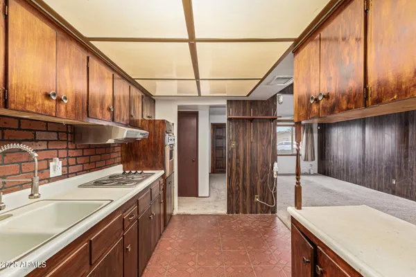 $375,000 | 7917 West Flower Street, Phoenix, AZ 85033