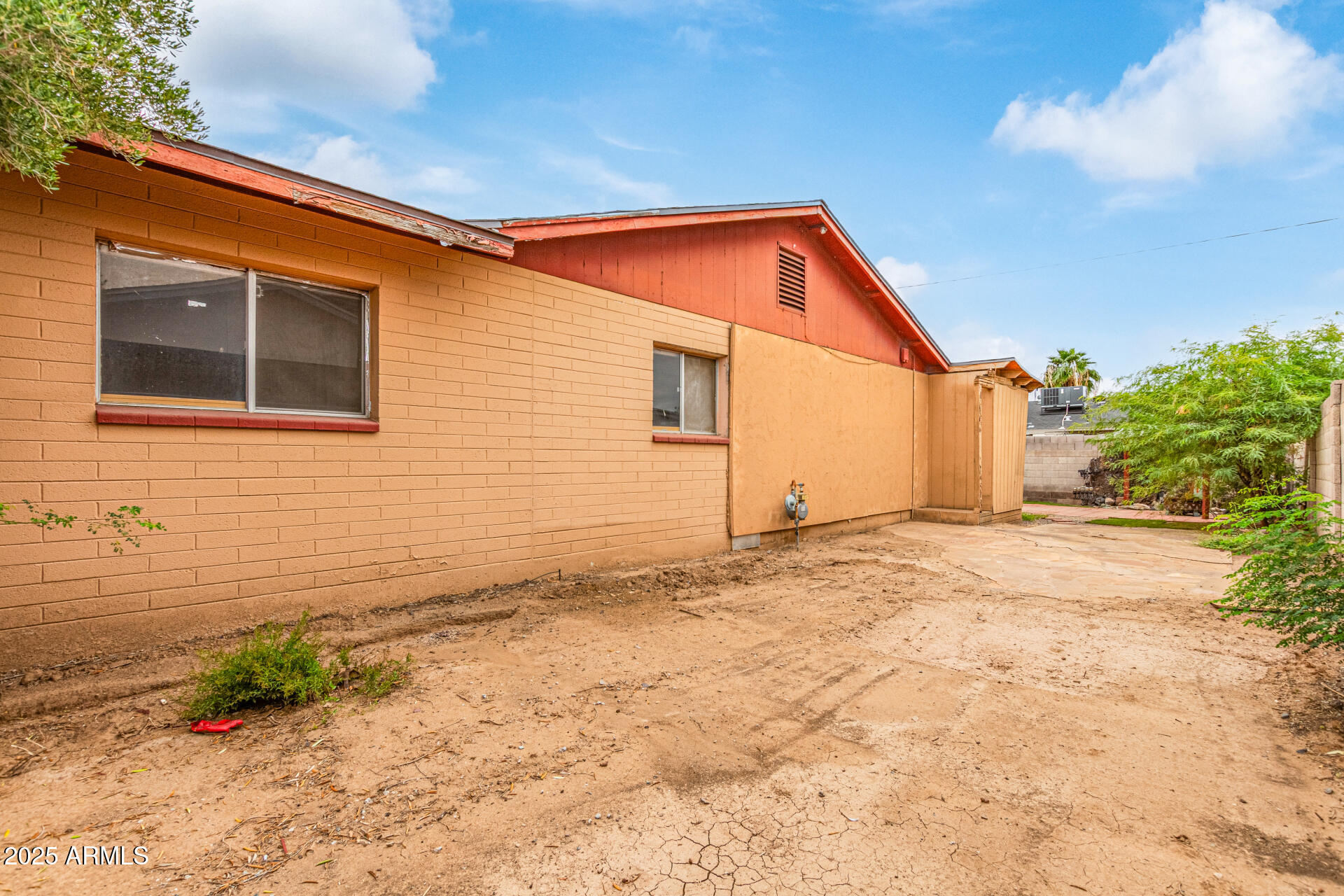 7917 West Flower Street Phoenix, AZ 85033 - Photo 36 of 54 Backyard