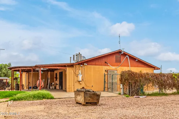 $375,000 | 7917 West Flower Street, Phoenix, AZ 85033