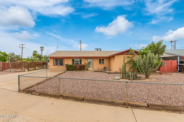 $375,000 | 7917 West Flower Street, Phoenix, AZ 85033