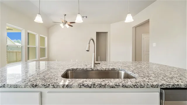 $285,990 | 855 Waukegan Road, Conroe, TX 77306