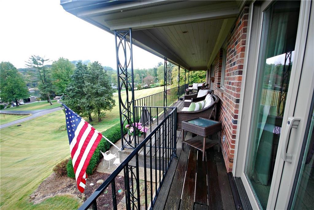 9793 West Ridgeway Court Columbus, IN 47201 - Photo 11 of 33 Gallery Image 11