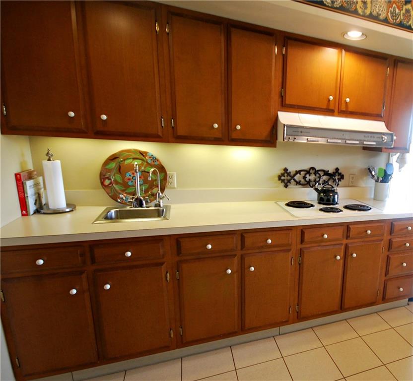 9793 West Ridgeway Court Columbus, IN 47201 - Photo 8 of 33 Gallery Image 8