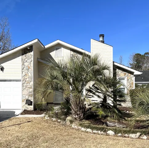 $300,000 | 309 Flagstone Drive, Myrtle Beach, SC 29588