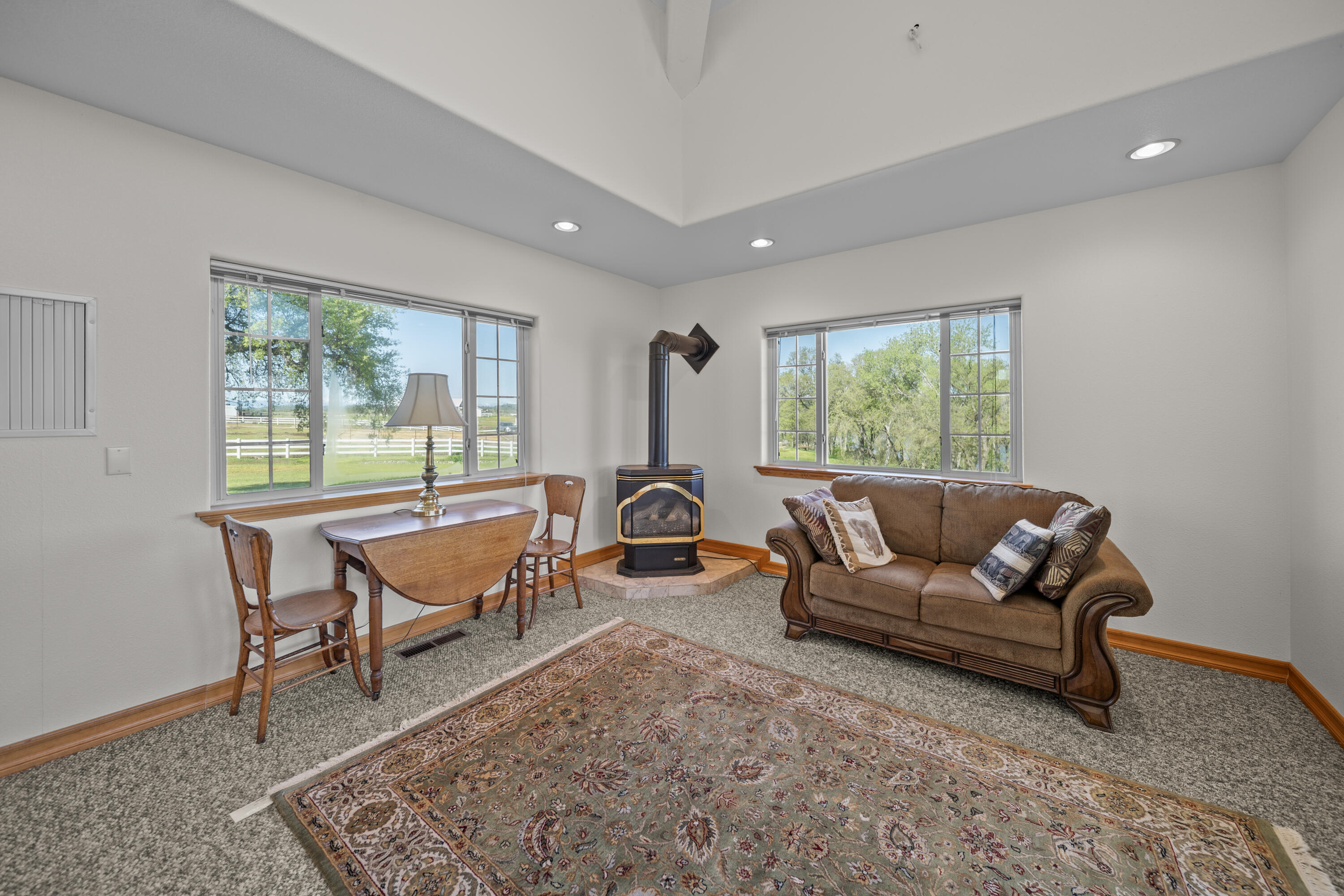 17935 Rivers Edge Drive Red Bluff, CA 96080 - Photo 8 of 38 a living room with furniture and a window