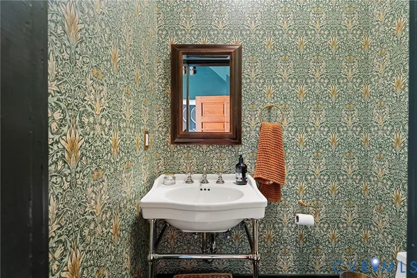 $690,000 | 100 North Allen Avenue, Richmond, VA 23220