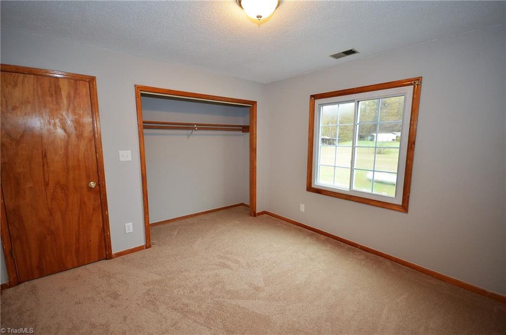 191 Copperhead Road Reidsville, NC 27320 - Photo 6 of 30 Gallery Image 6