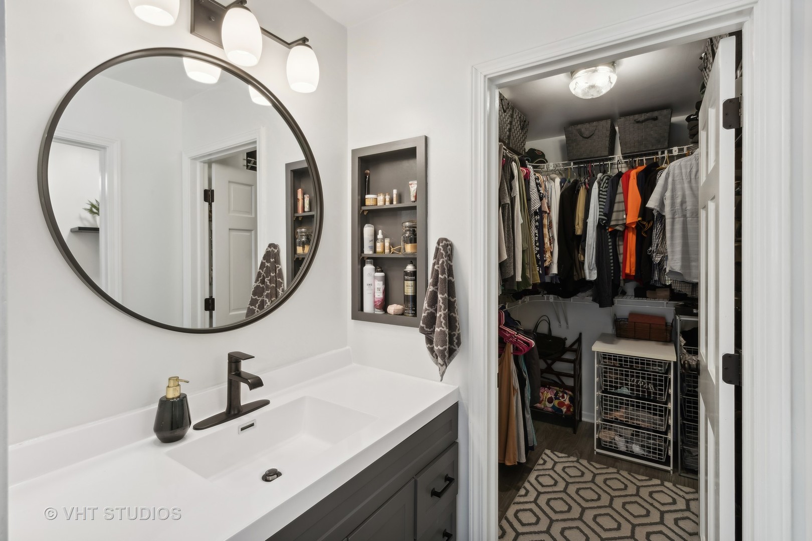 236 Foxmoor Road Fox River Grove, IL 60021 - Photo 15 of 28 a bathroom with a sink a mirror and a mirror