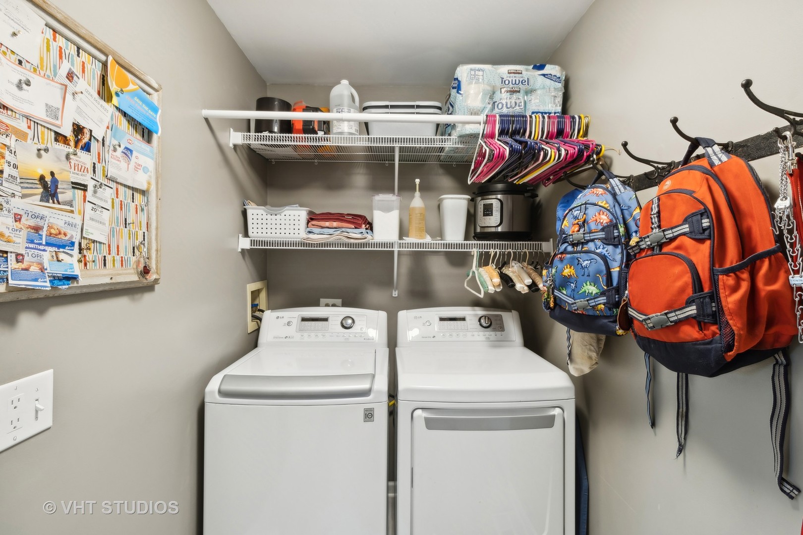 236 Foxmoor Road Fox River Grove, IL 60021 - Photo 8 of 28 a utility room with dryer and washer