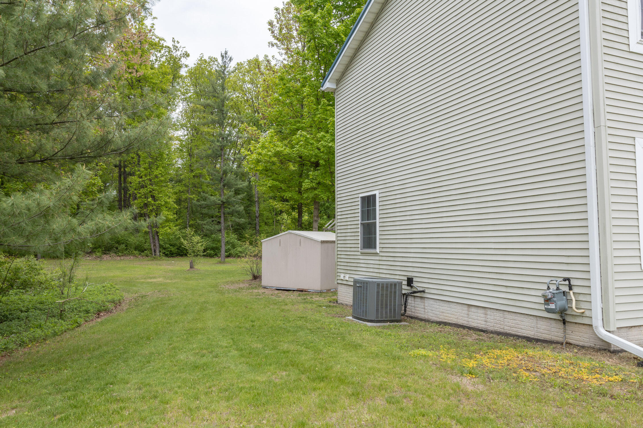 18735 Jefferson Road Morley, MI 49336 - Photo 4 of 39 IMG_5479