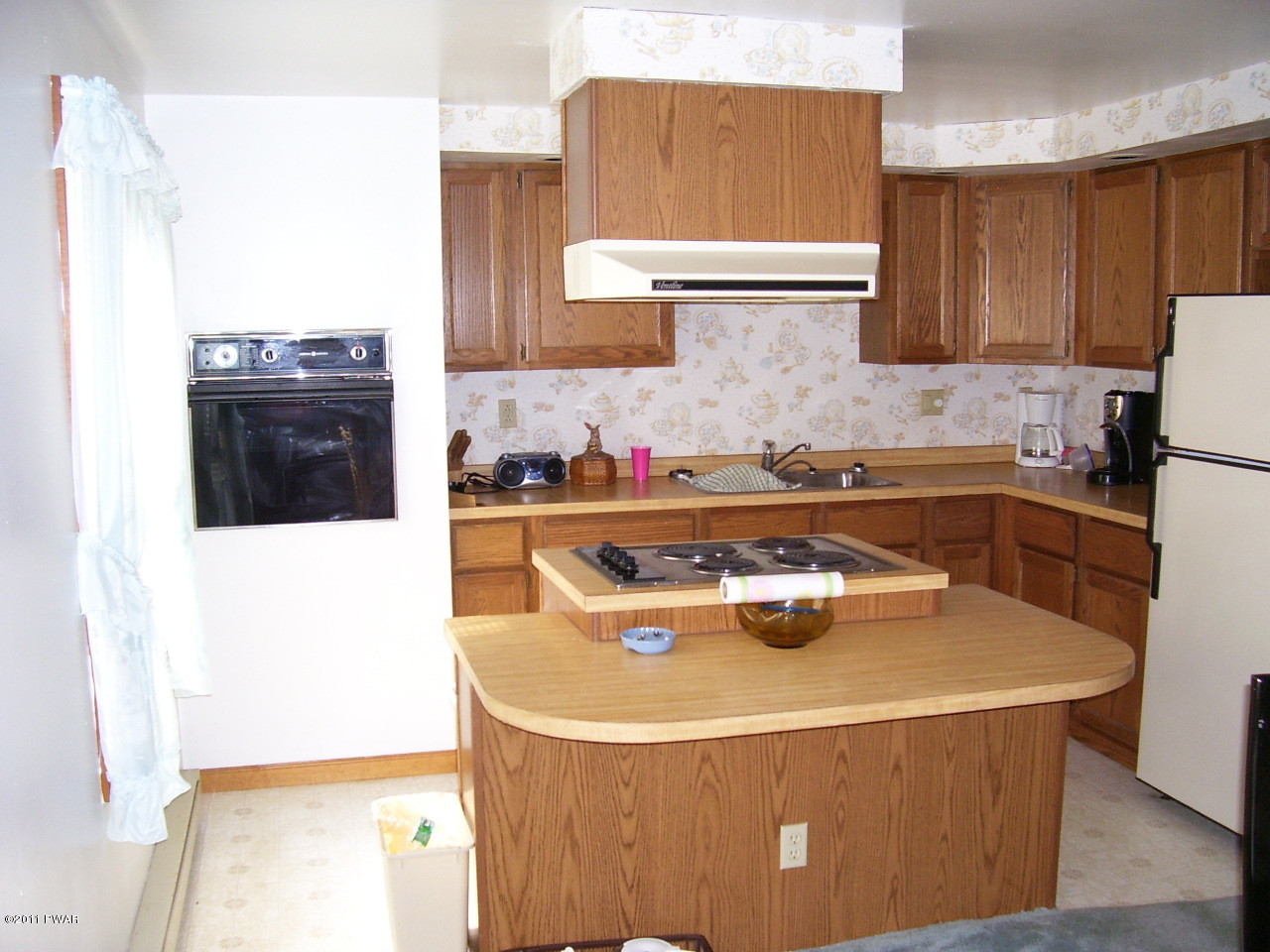 128 Galahad Road Greeley, PA 18425 - Photo 6 of 16
