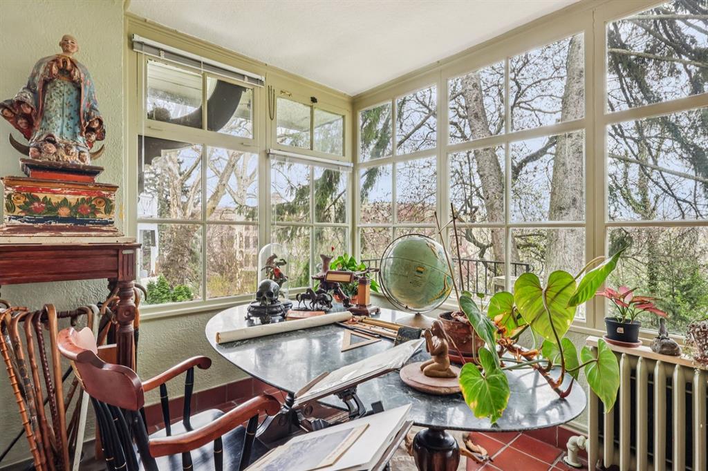 4352 Centre Avenue Pittsburgh, PA 15213 - Photo 38 of 45 a work room with furniture and a potted plant