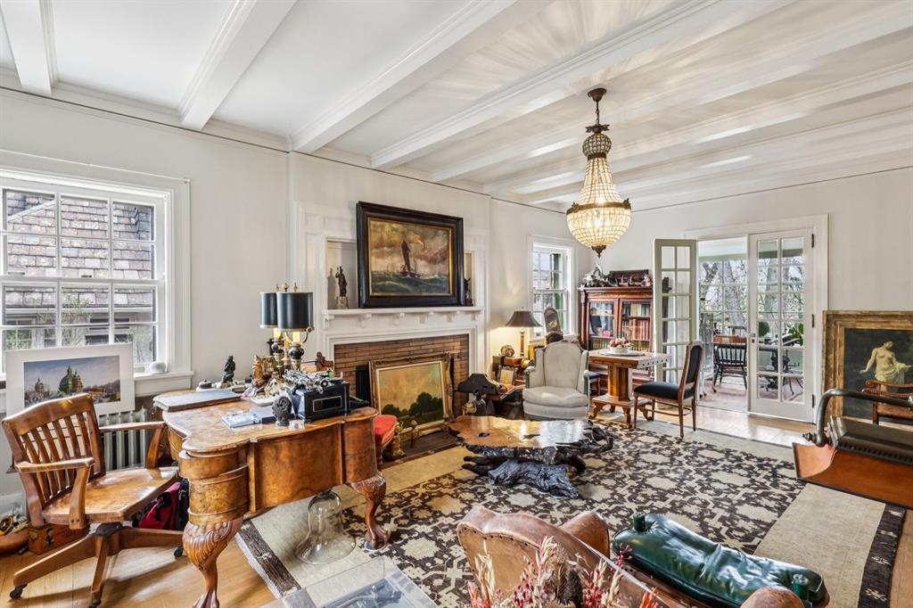 4352 Centre Avenue Pittsburgh, PA 15213 - Photo 7 of 45 a living room with furniture and a large window