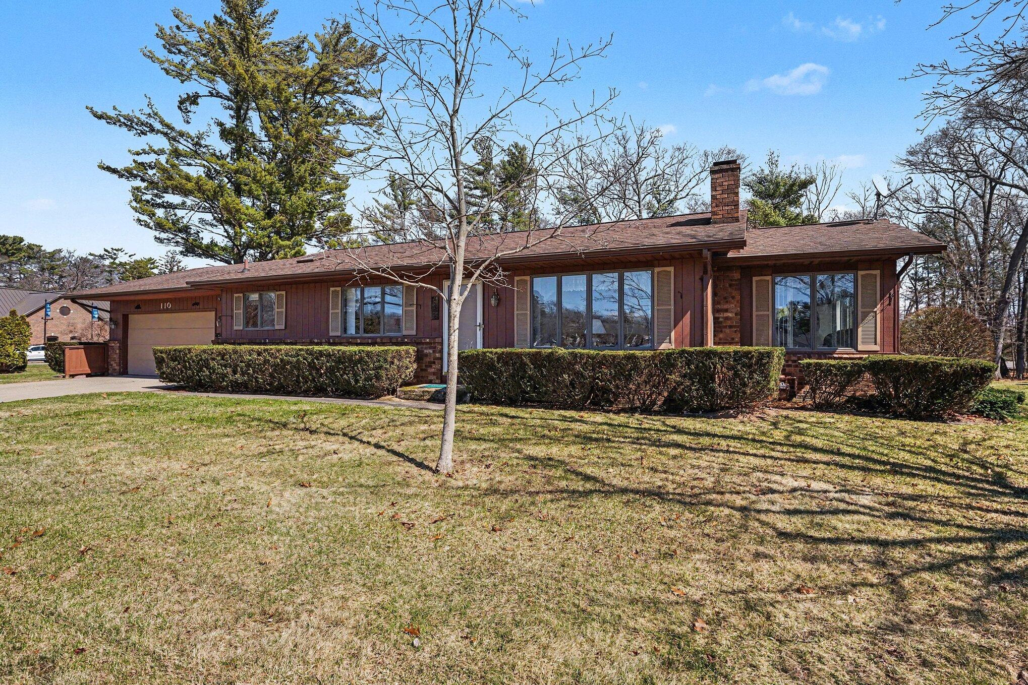 110 South Fruitport Road Spring Lake, MI 49456 - Photo 26 of 28 026_file_6730