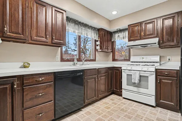 $399,900 | 110 South Fruitport Road, Spring Lake, MI 49456