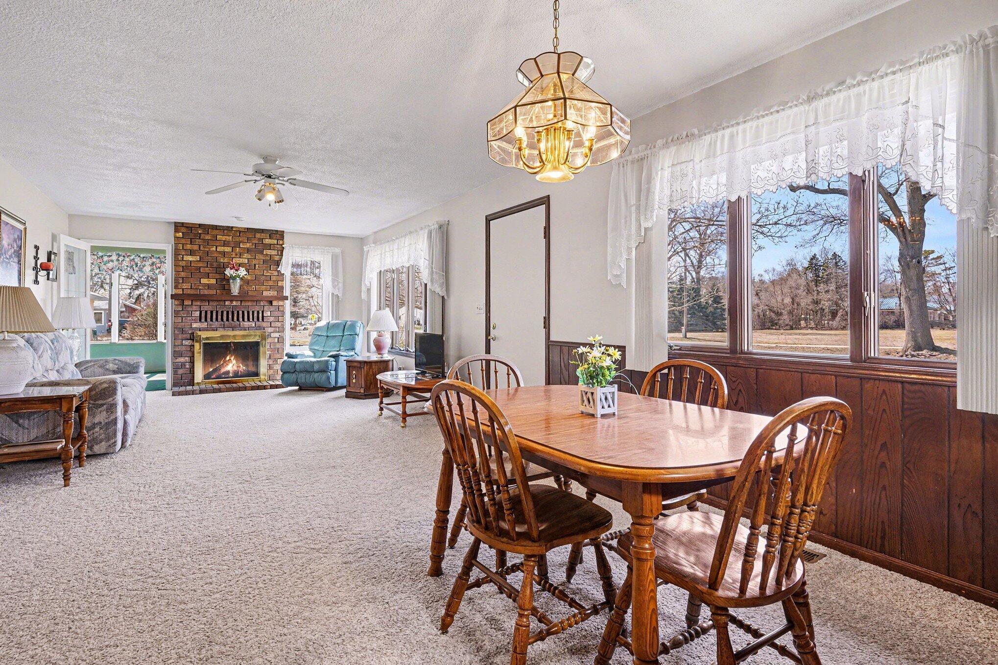 110 South Fruitport Road Spring Lake, MI 49456 - Photo 6 of 28 010_file_1667