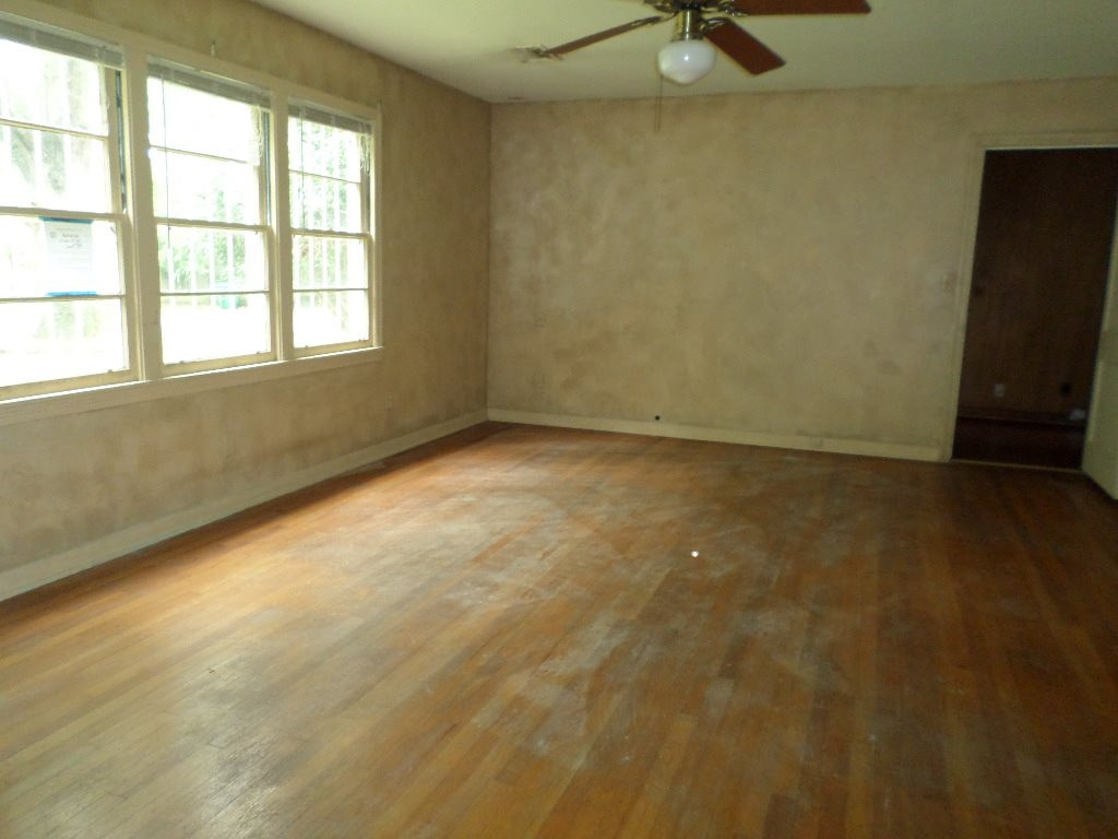 238 Mimosa Street Canton, MS 39046 - Photo 2 of 9 Photo 2