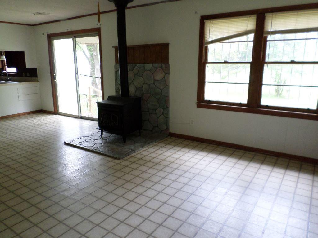 238 Mimosa Street Canton, MS 39046 - Photo 3 of 9 Photo 3