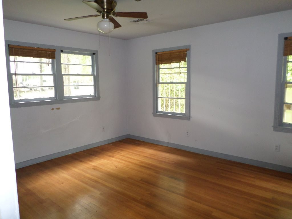 238 Mimosa Street Canton, MS 39046 - Photo 4 of 9 Photo 4