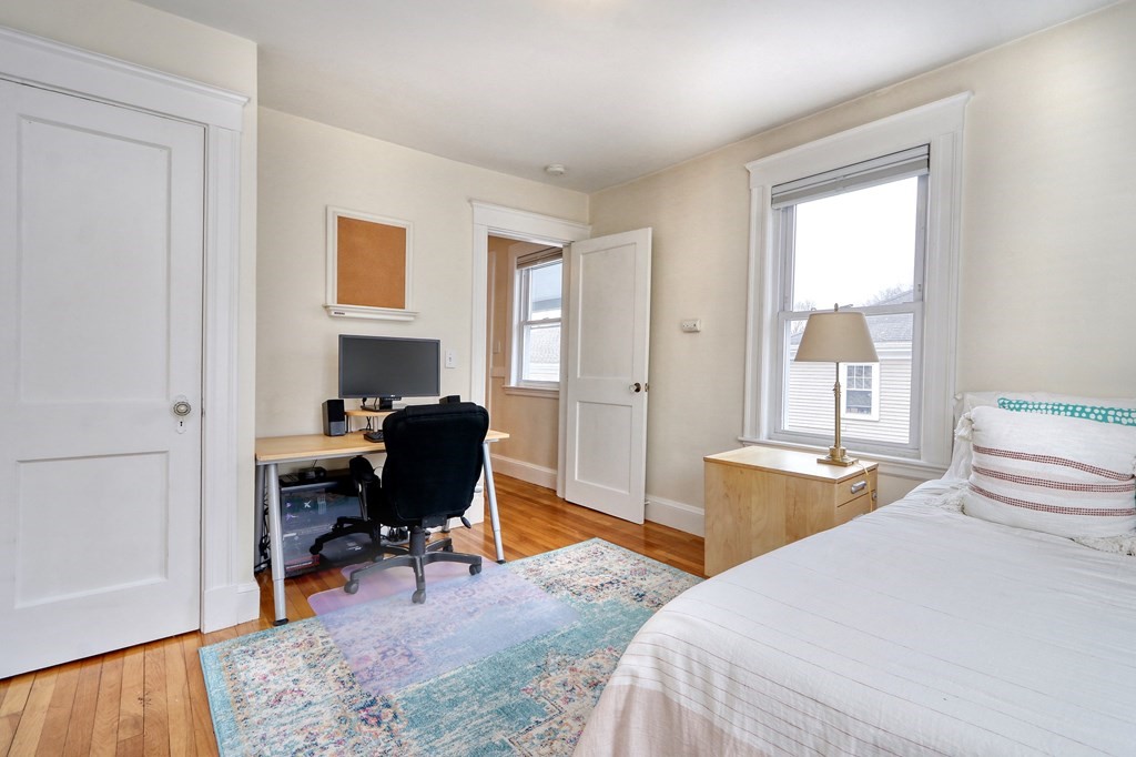 94 Overland Road, Unit 4 Waltham, MA 02451 - Photo 13 of 20 Gallery Image 13
